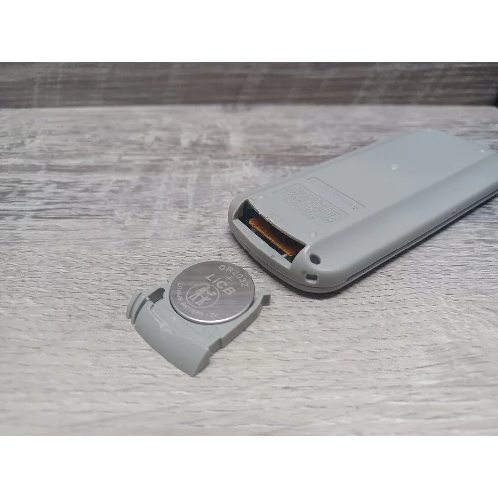 Canon WL-D85 Gray Mini Remote Control For Canon Camcorder (Wireless, Plastic)